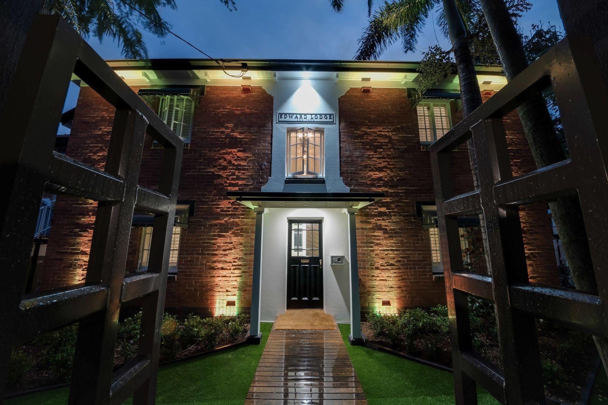 Edward Lodge New Fam Brisbane Exterior photo