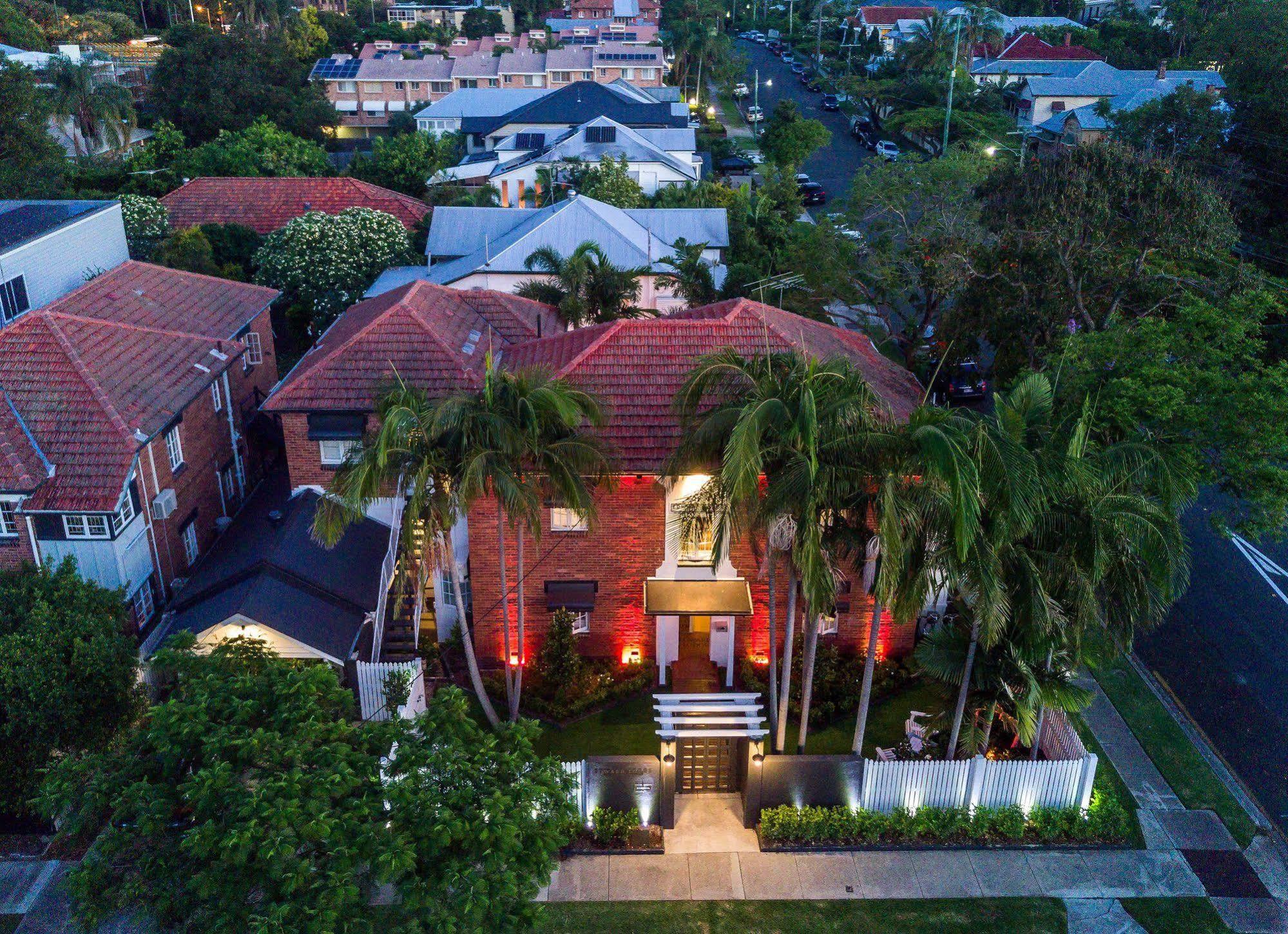 Edward Lodge New Fam Brisbane Exterior photo